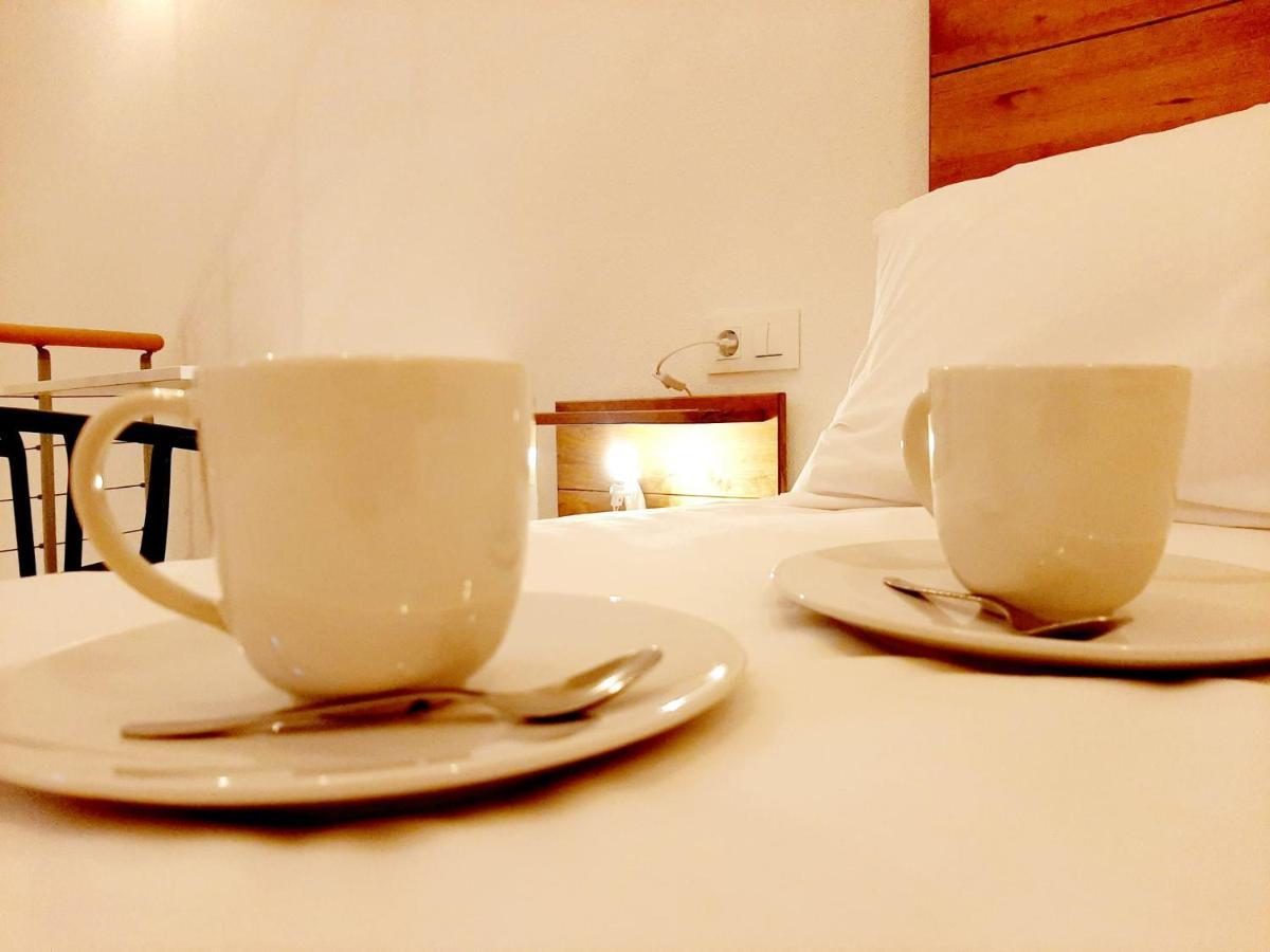 Apartamentos Candelario By Gaiarooms ภายนอก รูปภาพ